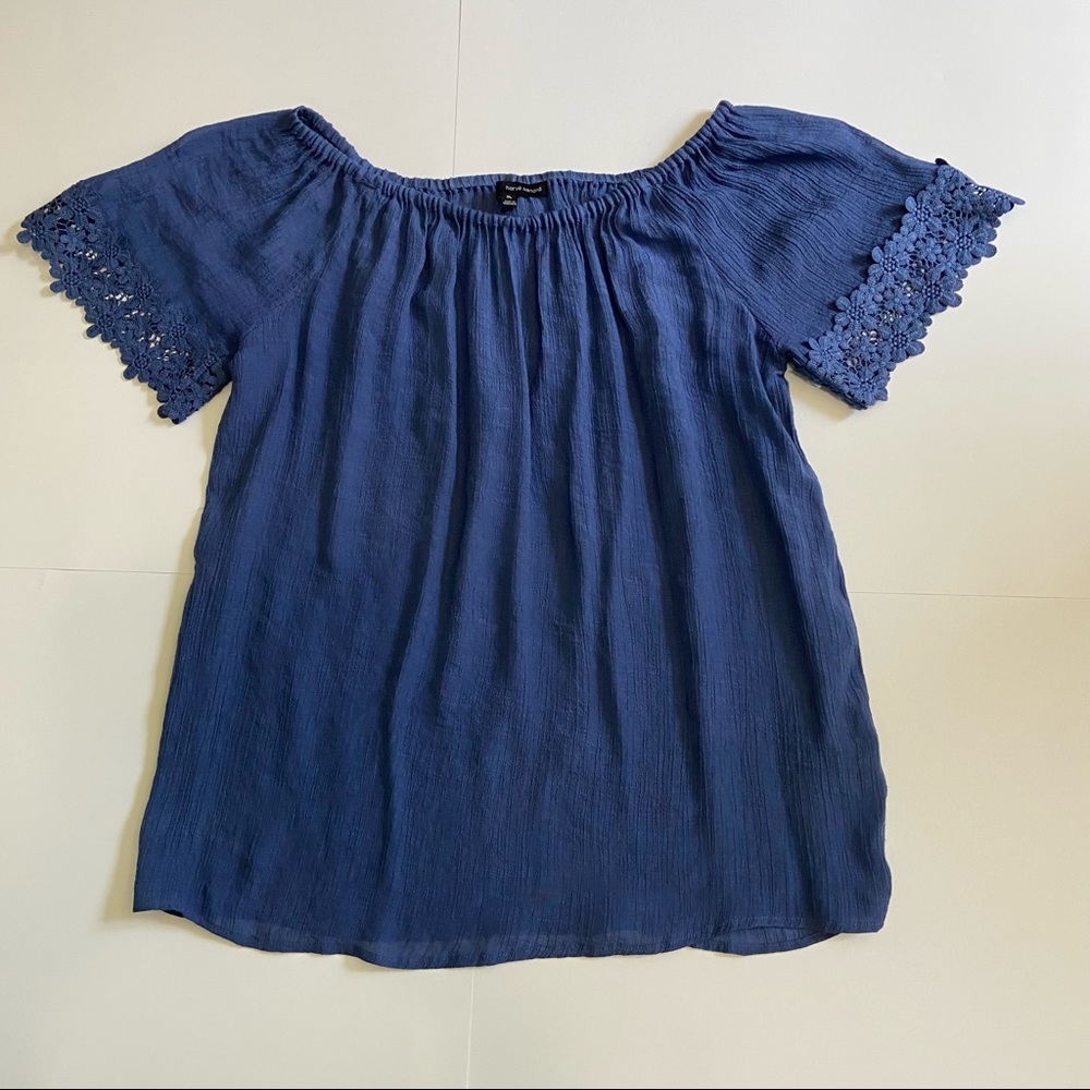 Harve’ Benard Woman’s Blue Off Shoulder Crochet Detail Short Sleeve Top  XL